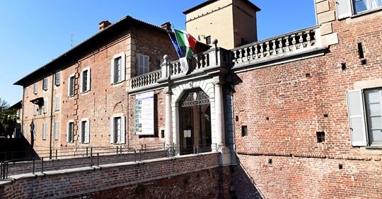 Coronavirus, il sindaco di Fagnano: «Una nostra concittadina non ce l'ha fatta. E' un dolore di tutti» Coronavirus, il sindaco di Fagnano: «Una nostra concittadina non ce l'ha fatta. E' un dolore di tutti»