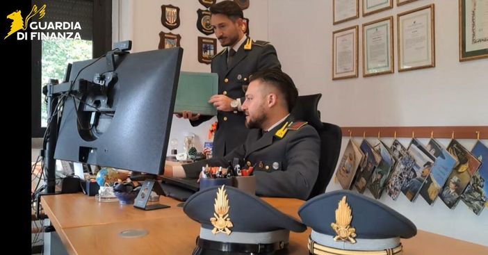 Maxi frode delle slot scoperta dalla Finanza di Varese: evasi oltre 4,5 milioni di euro e sette indagati Maxi frode delle slot scoperta dalla Finanza di Varese: evasi oltre 4,5 milioni di euro e sette indagati