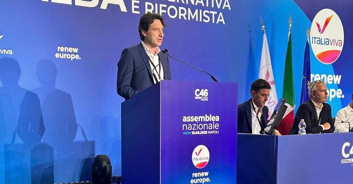 Licata (Italia Viva), fuga dei sanitari in Svizzera: «Dal nuovo accordo fiscale possibili incentivi per infermieri e medici che lavorano in aree di confine, Regione apra un confronto» Licata (Italia Viva), fuga dei sanitari in Svizzera: «Dal nuovo accordo fiscale possibili incentivi per infermieri e medici che lavorano in aree di confine, Regione apra un confronto»