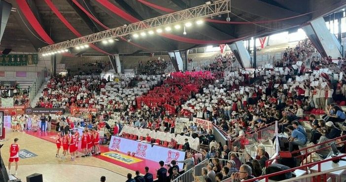 Itelyum Arena da tutto esaurito per il derby contro Cantù di domenica