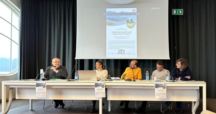 Il Prefetto di Varese all'incontro di Luino