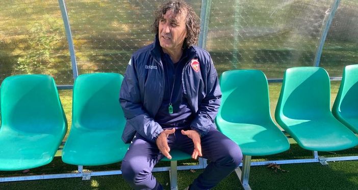 L'ex allenatore del Varese Luciano De Paola