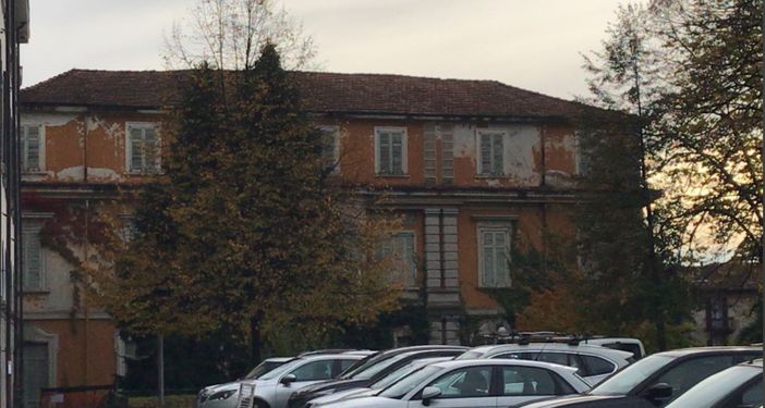 Villa Baragiola, edificio storico nel quartiere di Masnago Villa Baragiola, edificio storico nel quartiere di Masnago
