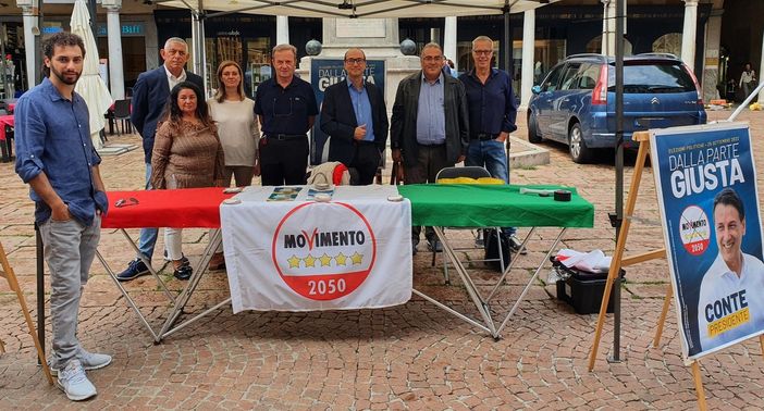 Il Movimento 5 Stelle chiude la campagna elettorale in piazza Monte Grappa