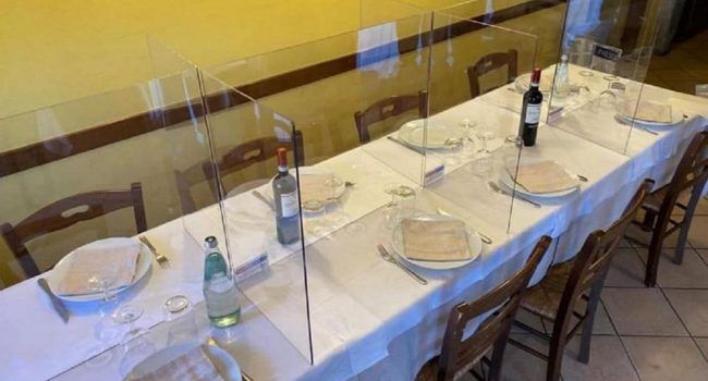 La previsione di Confcommercio Varese: «Due bar ristoranti su dieci non riapriranno» La previsione di Confcommercio Varese: «Due bar ristoranti su dieci non riapriranno»