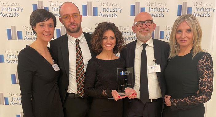 È di Busto lo studio legale dell’anno in Arte e Beni Culturali È di Busto lo studio legale dell’anno in Arte e Beni Culturali