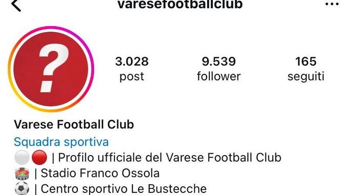 Il punto di domanda al posto del nuovo logo e la denominazione Varese Football Club al posto di Città di Varese comparsi oggi sull'Instagram ufficiale del club biancorosso Il punto di domanda al posto del nuovo logo e la denominazione Varese Football Club al posto di Città di Varese comparsi oggi sull'Instagram ufficiale del club biancorosso
