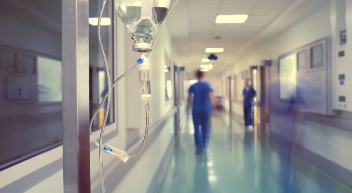 Vicino@te: l'innovativo servizio di Asst Sette Laghi permette ai parenti di comunicare da casa con i pazienti e con gli operatori sanitari