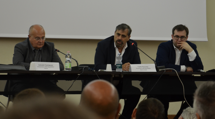 Spaccio nei boschi della provincia, summit a Varese tra Procure e forze dell'ordine Spaccio nei boschi della provincia, summit a Varese tra Procure e forze dell'ordine