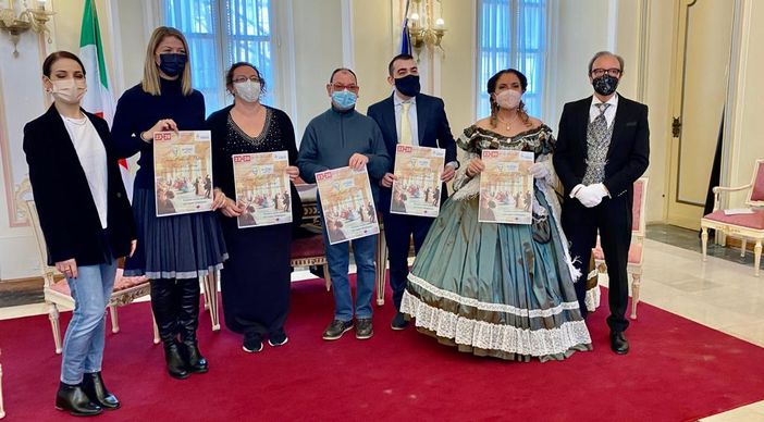 Atmosfere e costumi dell'Ottocento rivivono a Palazzo Estense con il Gran Ballo di Natale Atmosfere e costumi dell'Ottocento rivivono a Palazzo Estense con il Gran Ballo di Natale