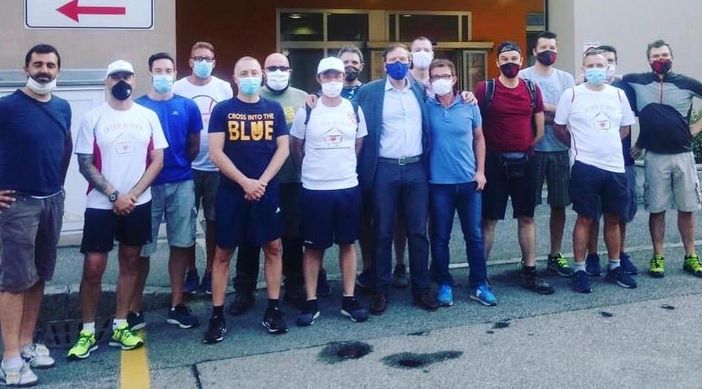 VIDEO. Trentacinque chilometri a piedi dal "Del Ponte" alla Pediatria di Busto nel nome di Chiara: «Nemmeno la grandine ci ferma perché non siamo soli» VIDEO. Trentacinque chilometri a piedi dal "Del Ponte" alla Pediatria di Busto nel nome di Chiara: «Nemmeno la grandine ci ferma perché non siamo soli»
