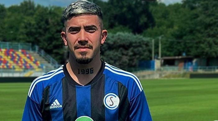 Gonzalo Escudero, esterno difensivo ventinovenne in arrivo dalla Nuova Sondrio, due campionati vinti e una salvezza in Serie D Gonzalo Escudero, esterno difensivo ventinovenne in arrivo dalla Nuova Sondrio, due campionati vinti e una salvezza in Serie D