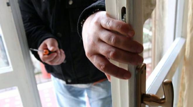 Polizia locale e controllo di vicinato alleati contro i ladri a Olgiate