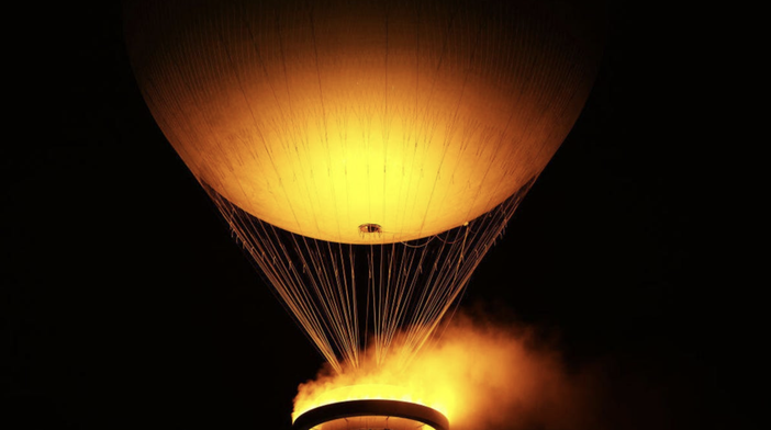 Il braciere-mongolfiera dei Giochi 2024