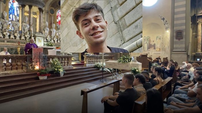 «Ciao Simone, eri il sole. Ma non sei morto nel nostro cuore e nella nostra mente» «Ciao Simone, eri il sole. Ma non sei morto nel nostro cuore e nella nostra mente»