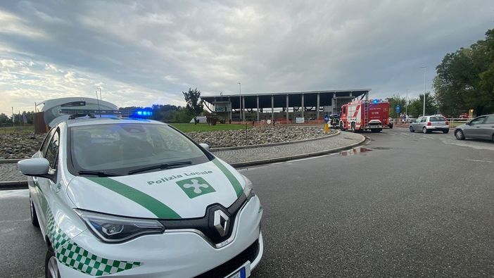 Busto, moto finisce a terra sul Sempione: traffico in tilt