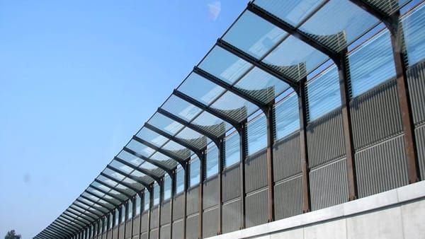 Castellanza, finalmente parte il cantiere per le nuove barriere antirumore lungo l'autostrada. Lavori completi entro due anni