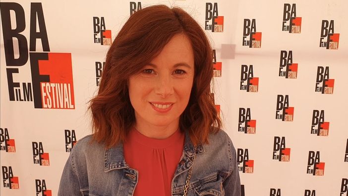 Sarah Maestri racconta al Baff la sua maternità conquistata con tenacia: «Ogni bambino ha il diritto di crescere in una famiglia»