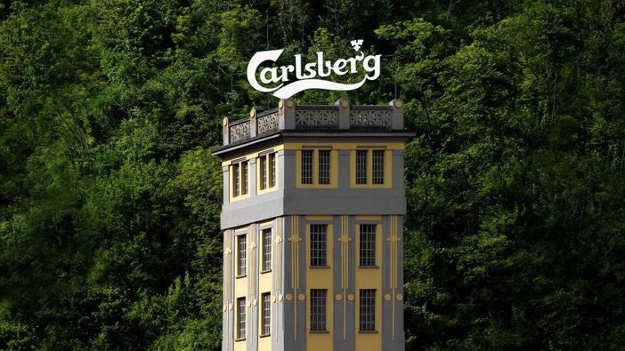 Carlsberg torna a essere la birra ufficiale delle nazionali di calcio UEFA: accordo pluriennale