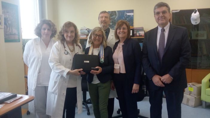 La donazione del polisonnigrafo all'ospedale Del Ponte di Varese