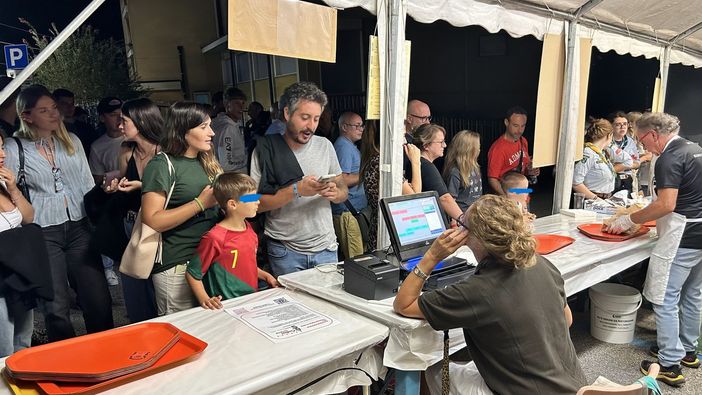 Un momento della festa di Casbeno degli scorsi anni Un momento della festa di Casbeno degli scorsi anni