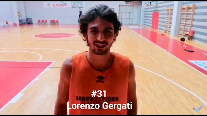 VIDEO. La voce dei varesini che tornano alla Robur. «Si chiude un cerchio, riempiamo il Campus di radici e sogni»