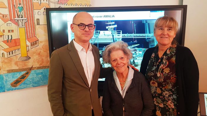 Luvinate nello "spazio": in 300 alla scuola Pedotti per ascoltare la scienziata Amalia Ercoli Finzi