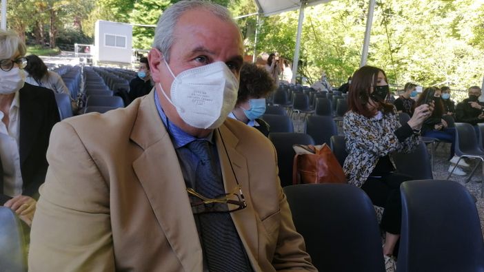 L’assessore Catalano si presenta in commissione: «Varese sotto il profilo statistico non è una città pericolosa» L’assessore Catalano si presenta in commissione: «Varese sotto il profilo statistico non è una città pericolosa»