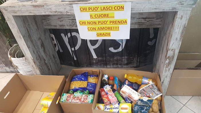 Coronavirus. I negozi "Smoke &amp; More" di Somma Lombardo e Vergiate raccolgono e distribuiscono beni di prima necessità