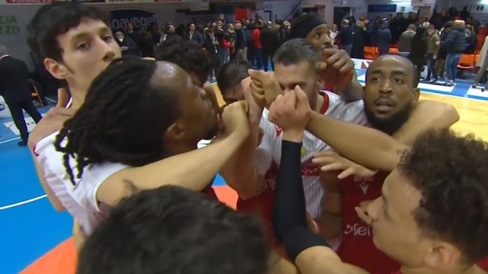 Dominare Brindisi e poi volare: Varese torna alle Final Eight Dominare Brindisi e poi volare: Varese torna alle Final Eight