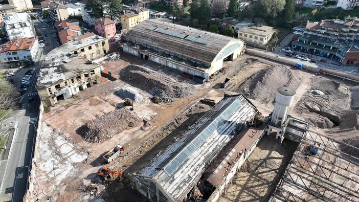 Ex Aermacchi, pessimismo e fastidio. Ma il Comune di Varese ci crede eccome