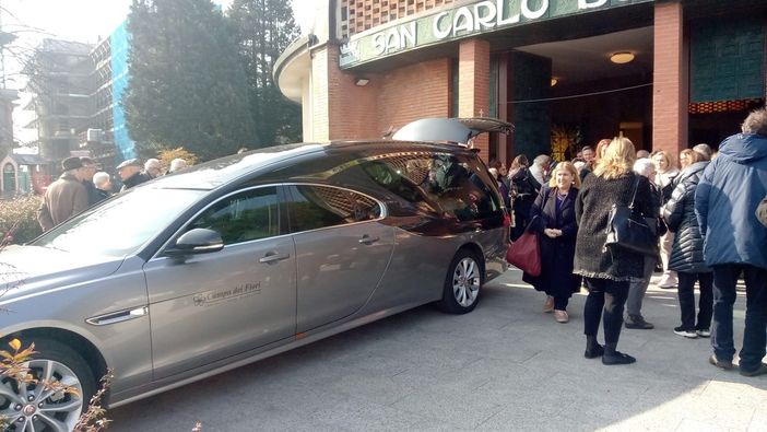 Nella Chiesa di San Carlo l'addio di Varese a Giuseppe Terziroli