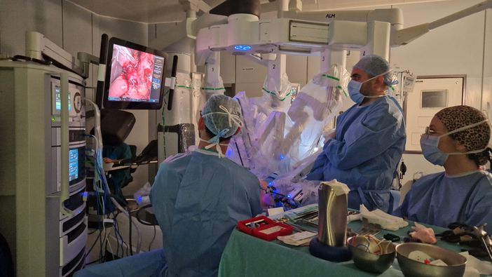 Primo intervento di chirurgia pancreatica robotica a Varese Primo intervento di chirurgia pancreatica robotica a Varese