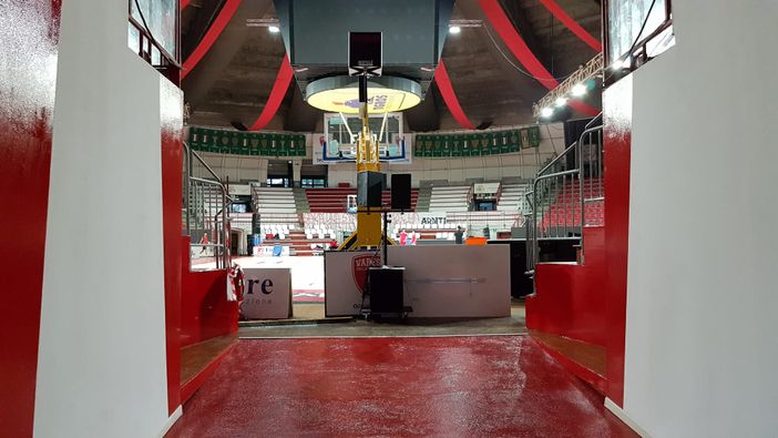 Regione, ok ai fondi per riqualificare il palazzetto. Cosentino: «Giorno importante per la città e per il basket»