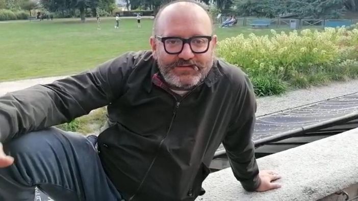 Il bar di Villa Mirabello ha un nuovo gestore e Skizzo saluta: «Aspetto tutti al Baltha in centro»