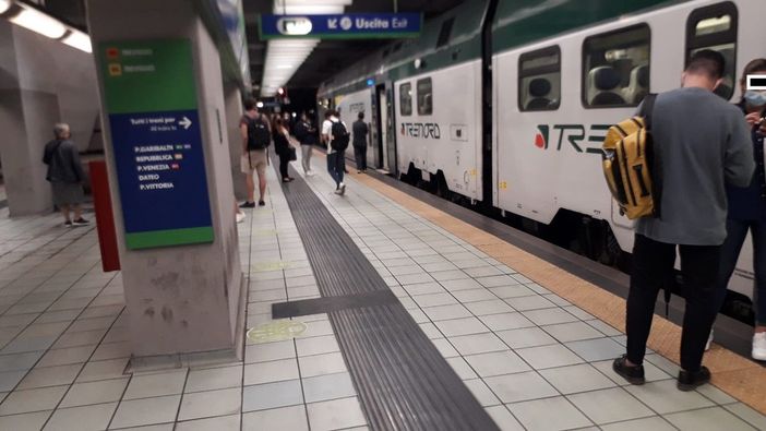 Disservizi Trenord, la mozione in consiglio comunale: «Meno ritardi e più sconti per studenti e pendolari» Disservizi Trenord, la mozione in consiglio comunale: «Meno ritardi e più sconti per studenti e pendolari»