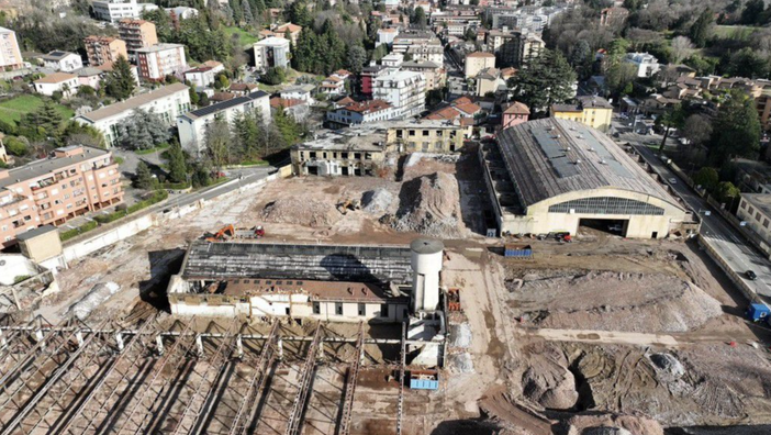 Nubi sull'ex Aermacchi, Galimberti: «Resto fiducioso, il parere arrivato da Roma non è prescrittivo ma un auspicio» Nubi sull'ex Aermacchi, Galimberti: «Resto fiducioso, il parere arrivato da Roma non è prescrittivo ma un auspicio»