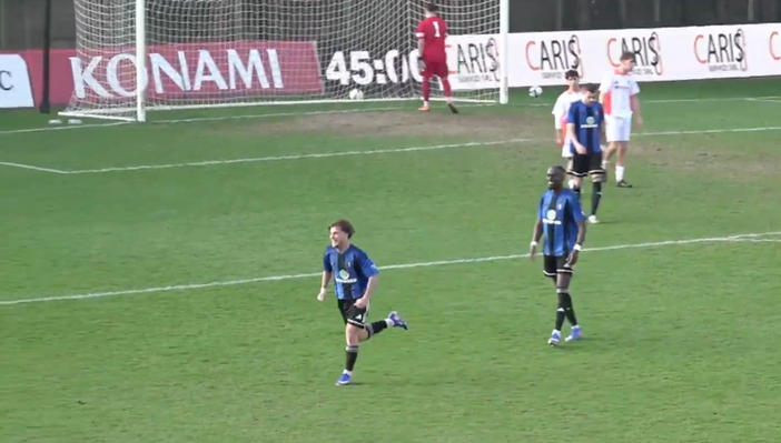 Minuzzi corre a festeggiare il 3-1 Minuzzi corre a festeggiare il 3-1