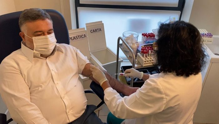 FOTO e VIDEO. Al Centro Polispecialistico Beccaria nuovo test sierologico: «Precisione del 99,5%»