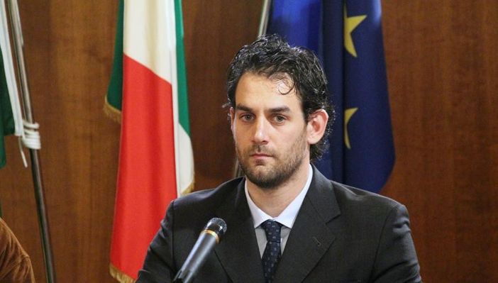 La Fase due di Besozzo. Il sindaco: «Trasformare le difficoltà in opportunità, puntando sul commercio che è il cuore pulsante del paese»