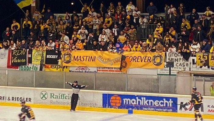 Quasi 400 tifosi varesini nel complesso si sono spostati in Alto Adige per seguire i Mastini dell'hockey in gara 1 e gara 5 della semifinale: in quale altra città avviene qualcosa di simile?