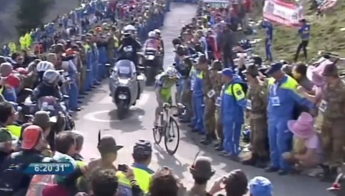 Basso nella leggenda dello Zoncolan e poi in Rosa nel 2010