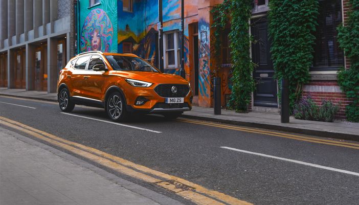 L'Autosalone Internazionale Jaguar e Land Rover di Castellanza si allarga e guarda al futuro