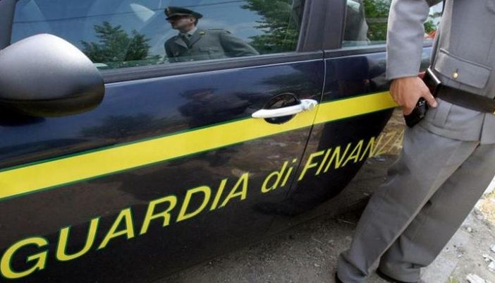 Con sei chili di droga in giro per Valle Olona: svizzero arrestato dalla Guardia di Finanza
