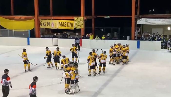 VIDEO: I MASTINI IN SEMIFINALE. Le bellissime immagini della gioia giallonera al suono della sirena VIDEO: I MASTINI IN SEMIFINALE. Le bellissime immagini della gioia giallonera al suono della sirena