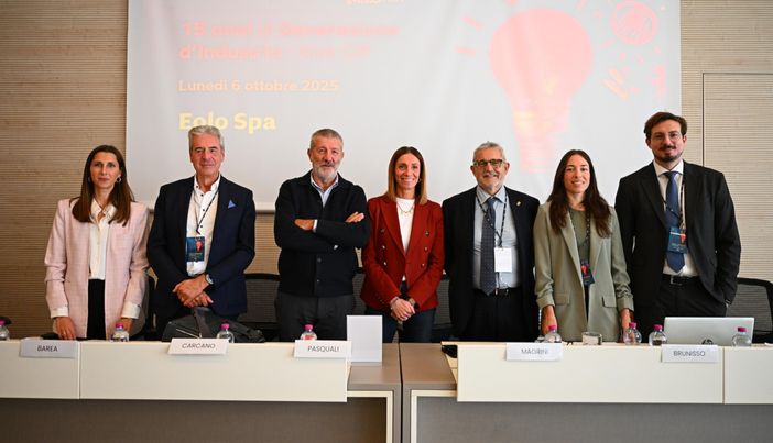 Generazione d’Industria festeggia 15 anni rinnovando il Protocollo d’Intesa che porta la cultura d’impresa nelle scuole e tra i giovani Generazione d’Industria festeggia 15 anni rinnovando il Protocollo d’Intesa che porta la cultura d’impresa nelle scuole e tra i giovani