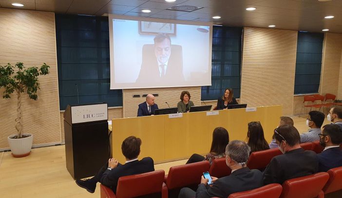 Rischi, costi e leve da manovrare per le imprese: «Come gli investimenti, ma non una tantum»