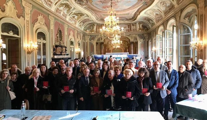 Foto di gruppo per i premiati stamattina a Salone Estense Foto di gruppo per i premiati stamattina a Salone Estense