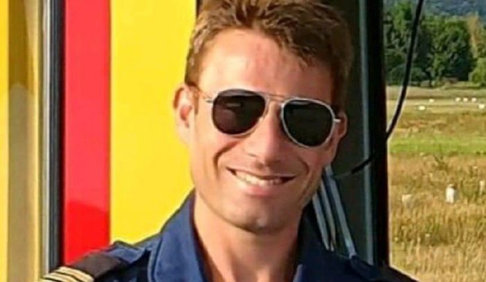 Tragedia all'Air Show dell'Aquila: muore pilota del 118 originario di Varese