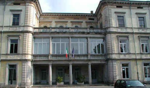 Lite a scuola tra colleghe all'Isis "Volontè" di Luino, condannata una donna